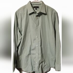 Banana Republic Button Down Shirt Preppy Modern